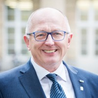 Univ.-Prof. Dr.-Ing. Dr. h. c. Albert Albers