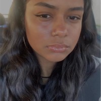 Emilly Costa e Alves