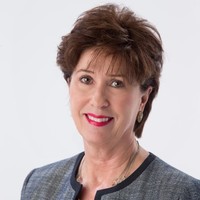 Lynn Provias