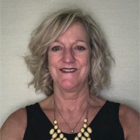 Dr. Esther Combs