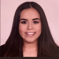 Itzel B.