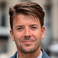 Leon Sharp (BA Hons, MCMI CMgr)