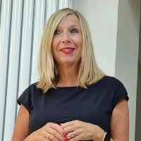 Susannah Clarke KPM