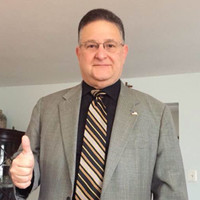 Michael J DeCarlo