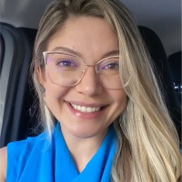 Suellen M.