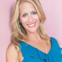 Lindsay Marhold