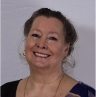 E. Elizabeth 
