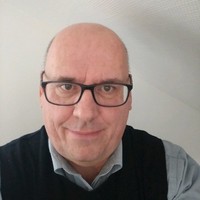 Achim Bott