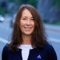 Marianne Bakos