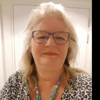 Annette Henstra