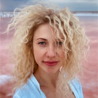 Юлия Хозова