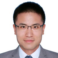 左哲伟