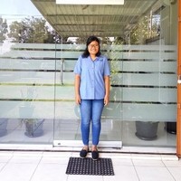 MEY NAVITASARI DARMAN