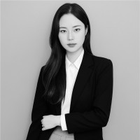 Luna Lee