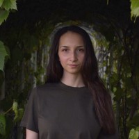 Yuliia Aharkova