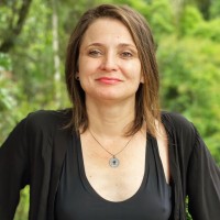 Débora Regina Bento