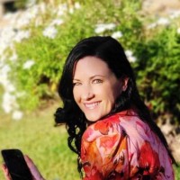 Fiona Mckenna