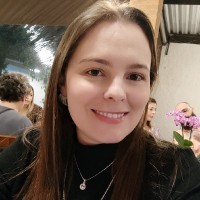 Suéllen Paloma Danezin de Oliveira