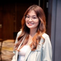 Lucy Hoang