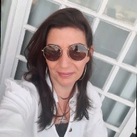 Adriana Cristina de Souza e Silva