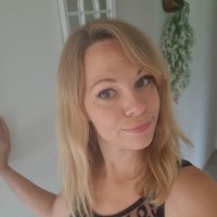Marylou De Vries