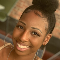 Olyvia Mickens