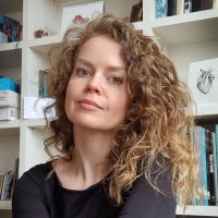 Laura Ward