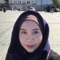 Desy Saskia