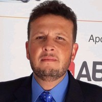 Evaldo Lopes De Oliveira