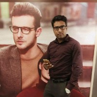 Kavi R.