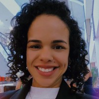 Emmanuelle Figueiredo