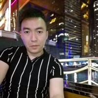 李月龙