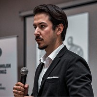 Lucas Valladão