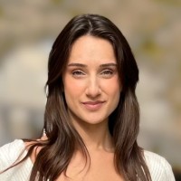 Açelya Beşşuroğlu