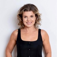 Dr Paige Williams