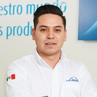 Jose R Navarro