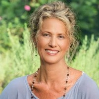 Suzanne Goldston