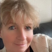 Angelique Van Der Velden