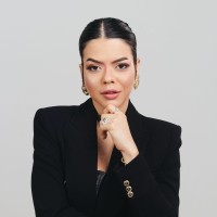 Cecília Veloso