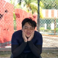 Ezril Tee