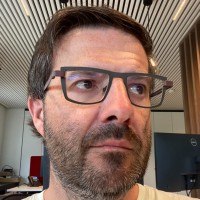 Tom Van Nieuwenhuyse