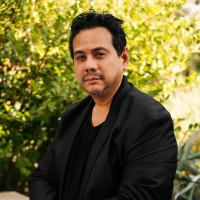 Robert Salinas