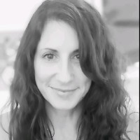 Traci Levinson
