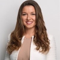 Elena Schneider