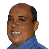 LUIS BRONCA