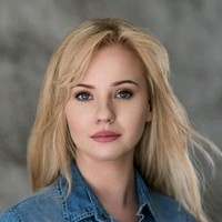 Ava Maxwell