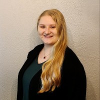 Alexa Janikowski, Eit