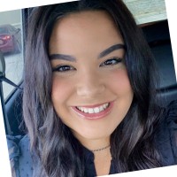 Skylyn Flores