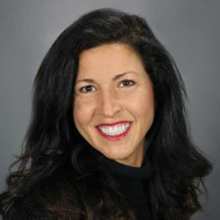 Julie (Fernandez) Carroll