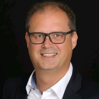 Bart van de Kerkhof √